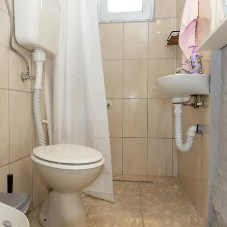 Old House With Terrace - For Guests On A Budget